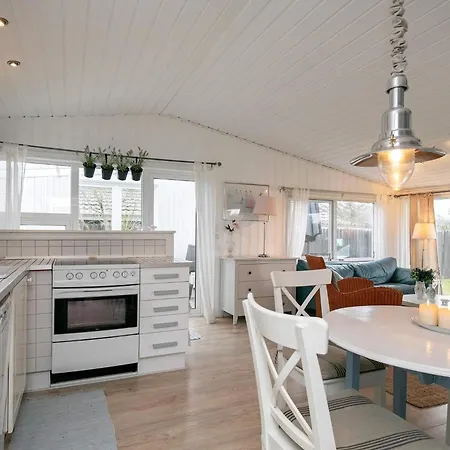 Two-bedroom In 6 Holiday home *